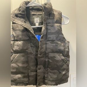 Gap boys fleece lined vest